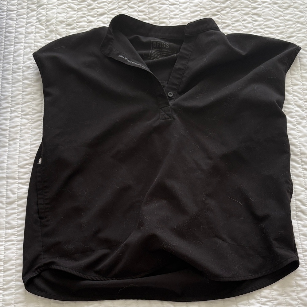 Figs Black Button Down Sleeveless Top